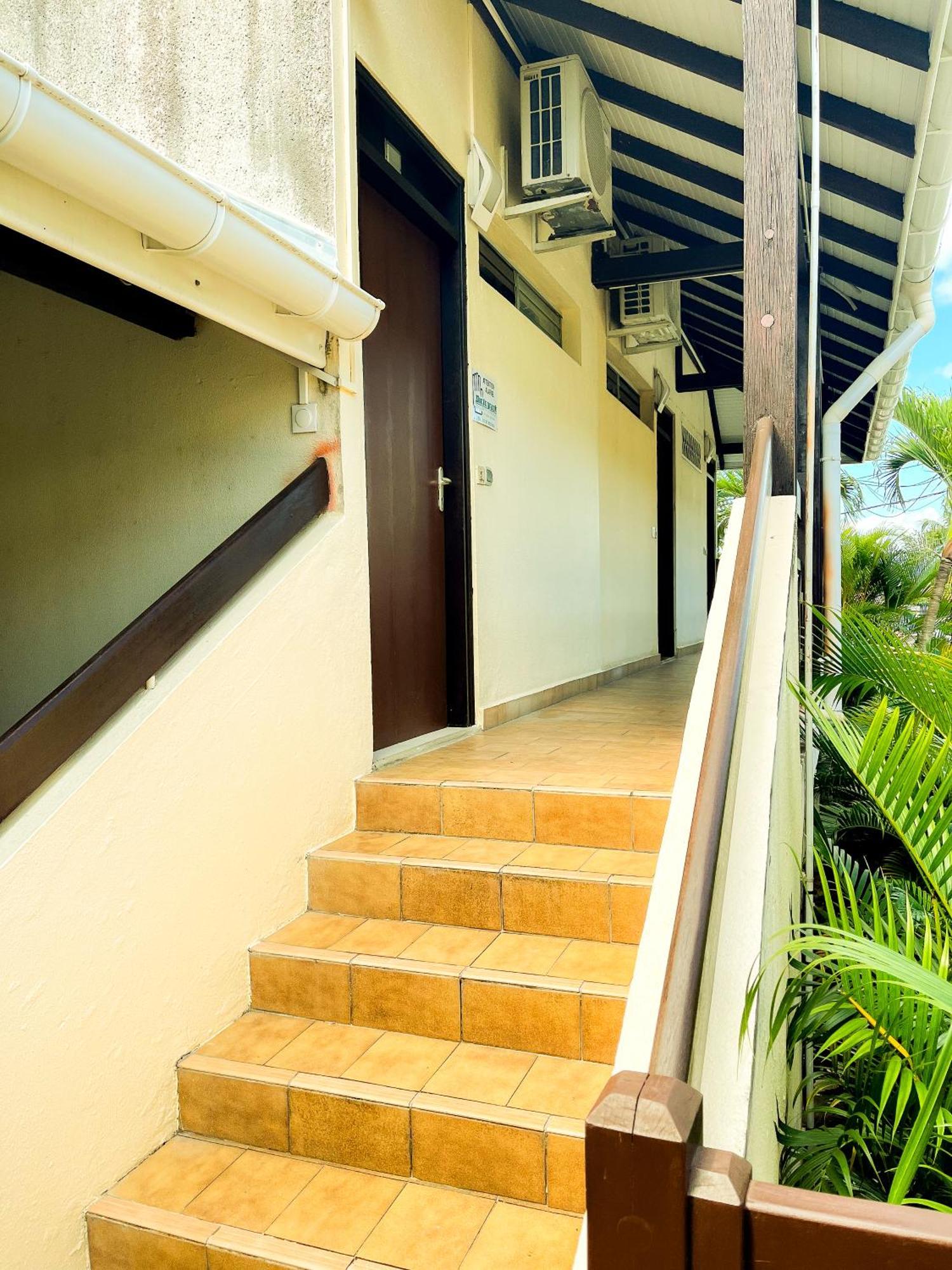 Charmant Studio Mezzanine - Caraibes Zen - Gosier - Proche De La Mer Le Gosier  Exterior foto